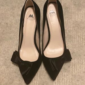 Size 8.5 Madison pointy toe heels